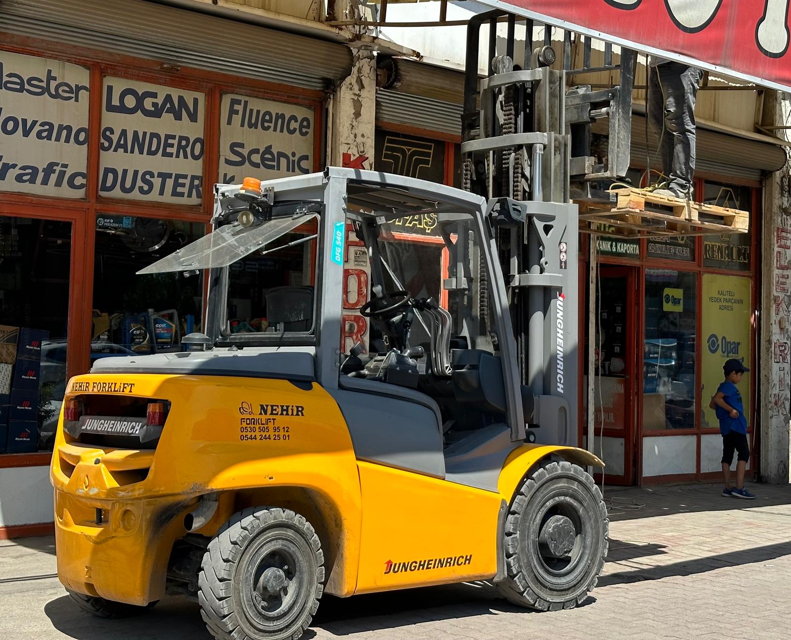 5 ton Forklift Hizmetleri
